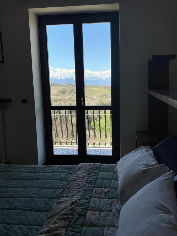 Spicchio Di Langa - Casa Indipendente Tra Le Vigne E Le Alpi Villa Belvedere Langhe Exterior foto